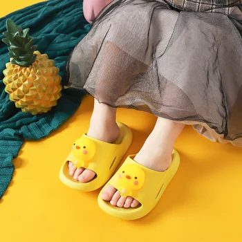 2023 קיץ לילדים חדש PVC נעלי בית בנות בנים מצוירת נעלי בית רכות ולא להחליק נעלי מזדמנים נוחים